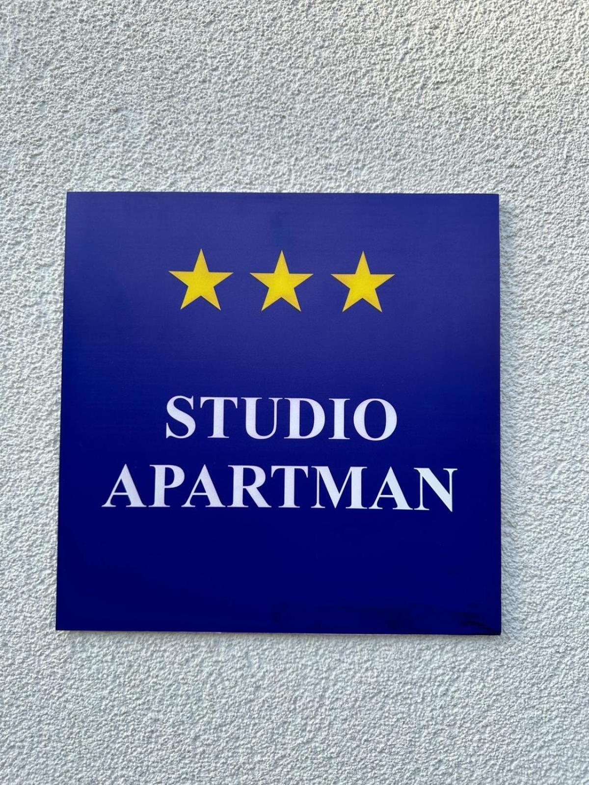 Studio Apartman Apollonia Sinj Exteriör bild